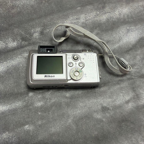 Nikon Compact Digital Camera Coolpix 3700