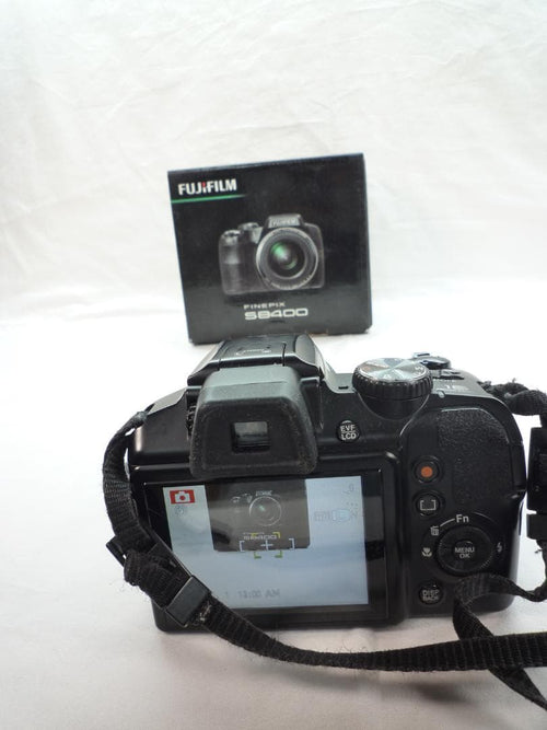 Fujifilm Compact Digital Camera Finepix S8400 44