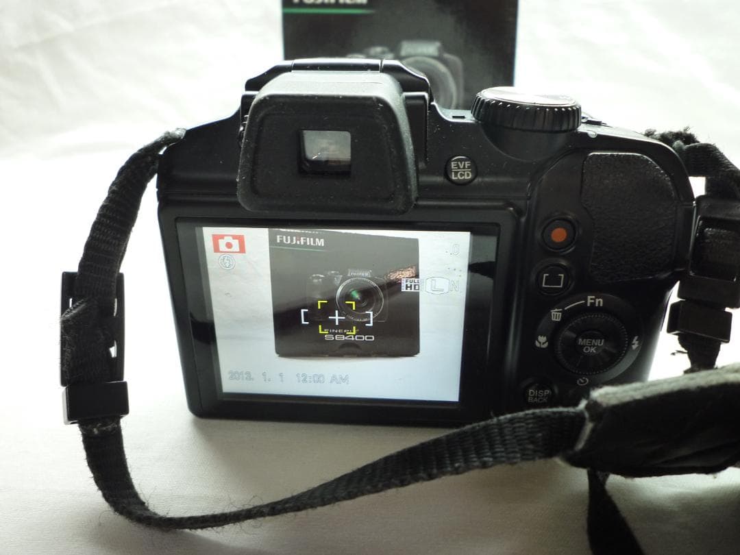 Fujifilm Compact Digital Camera Finepix S8400 44