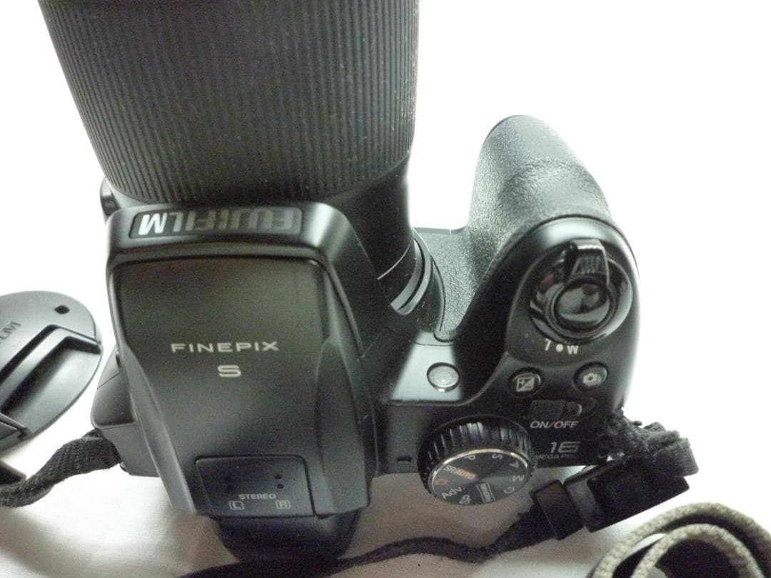 Fujifilm Compact Digital Camera Finepix S8400 44