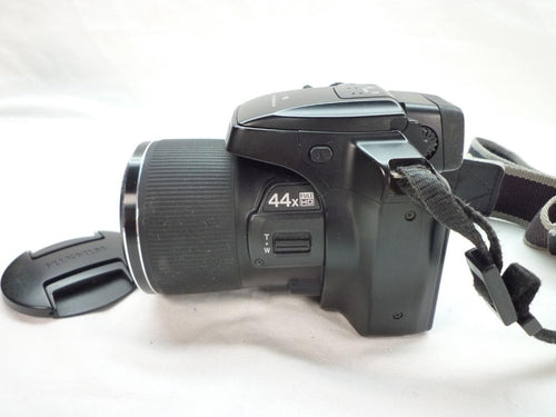 Fujifilm Compact Digital Camera Finepix S8400 44