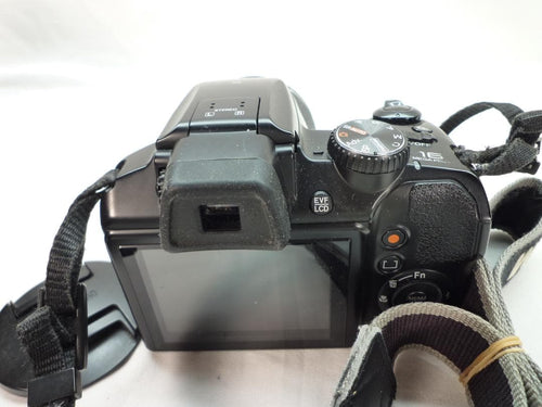 Fujifilm Compact Digital Camera Finepix S8400 44