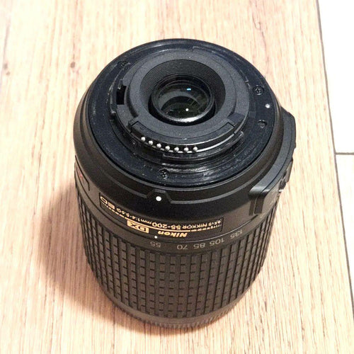 Nikon Zoom Lenses Af-S Dx55-200Mm1:4-5.6G Ed Vr F