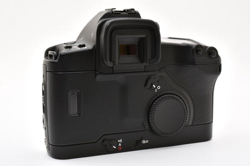 Canon Slr Camera (Film) Eos 3 Eye Control Eos-3 4550