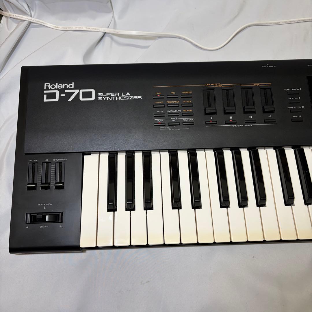 Roland Other D-70