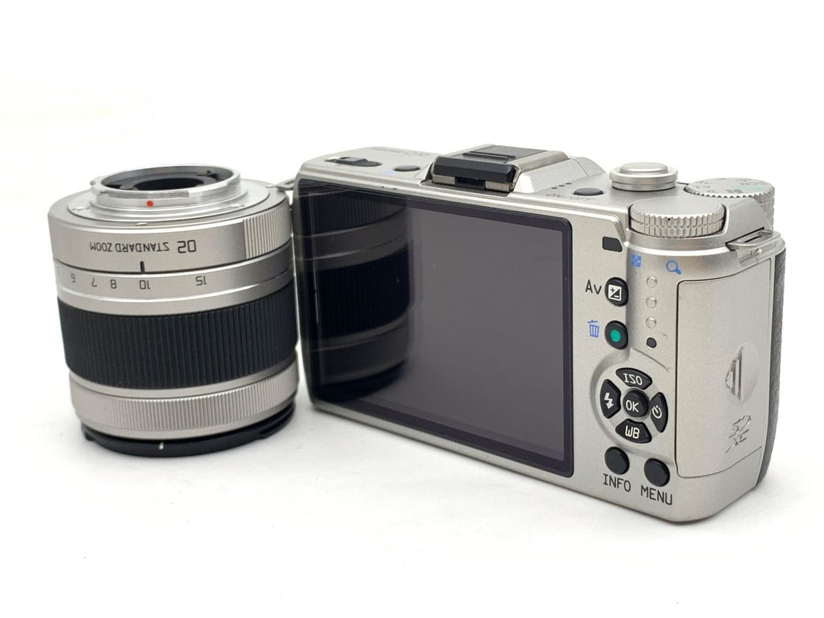 Mirrorless Interchangeable Lips Q10