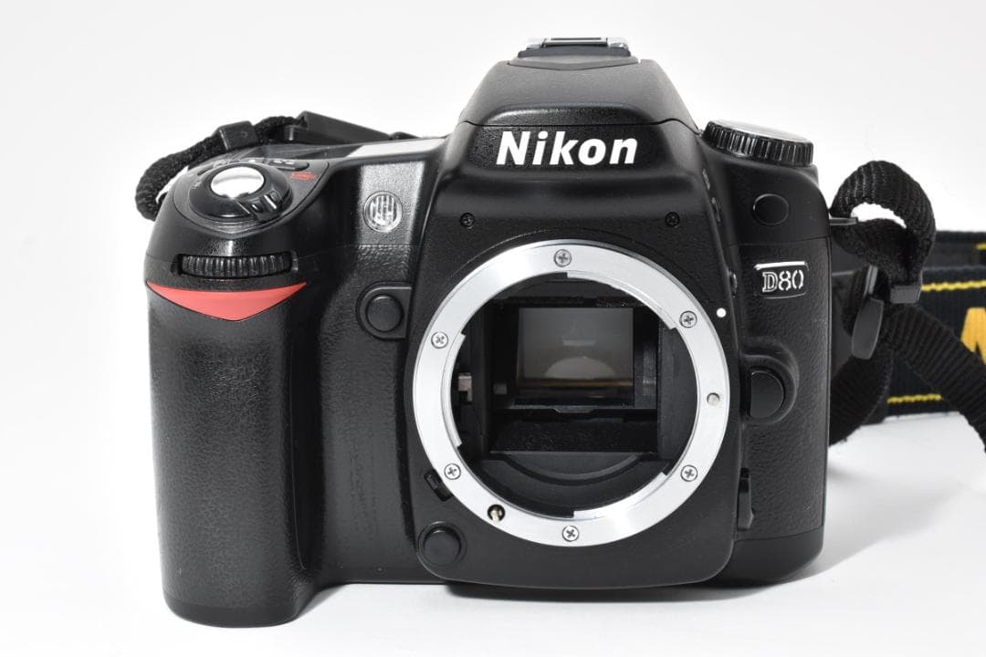 Digital Slr 2,566 Nikon D80 #21707