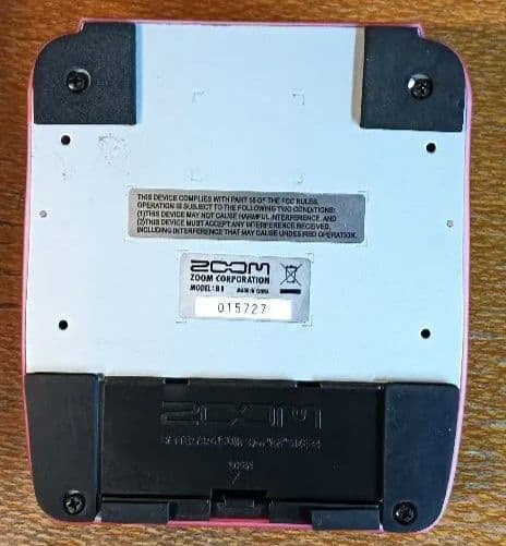 Roland Electric Basses Zoom B1 Bass Effects Pedal