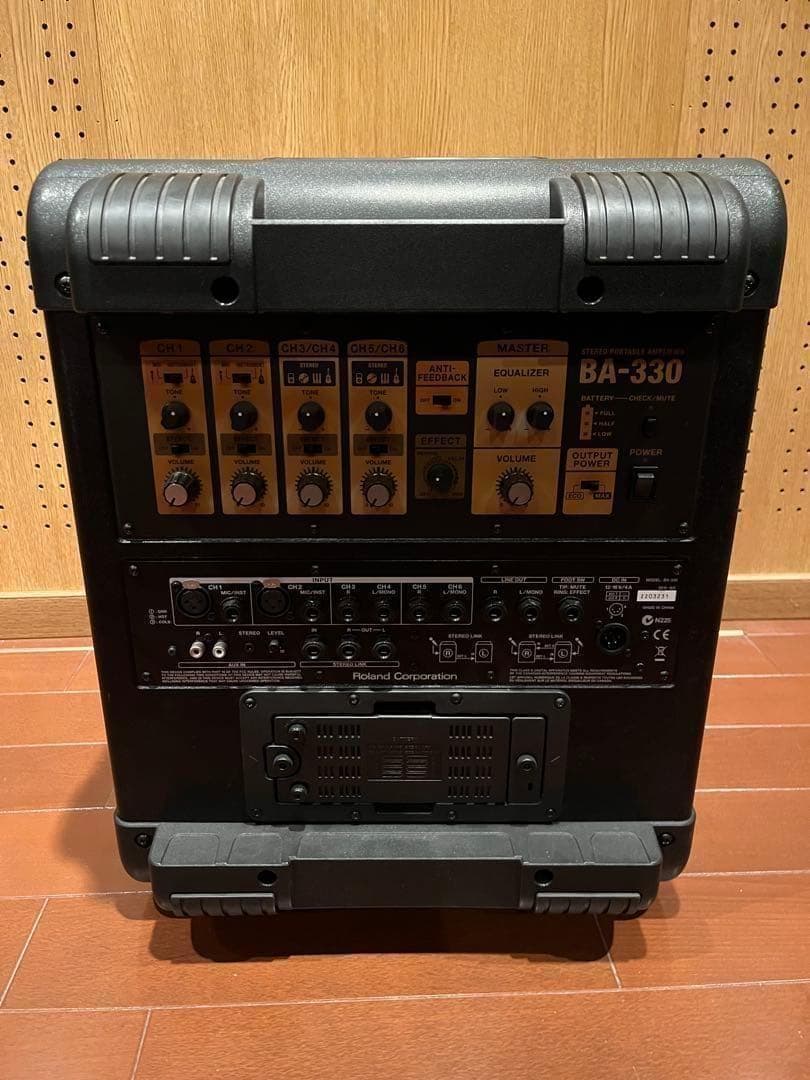 Roland Guitar Amplifier Ba-330 Pa