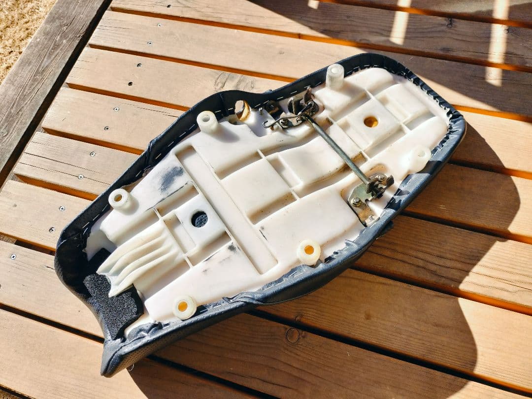 Seat R1-Z 250
