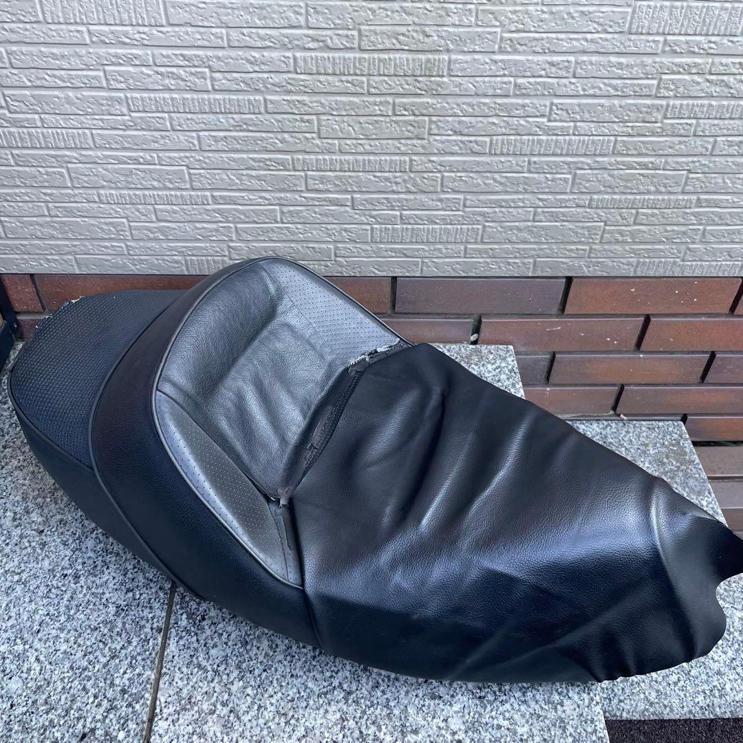 Seats X 3 1Yp 250