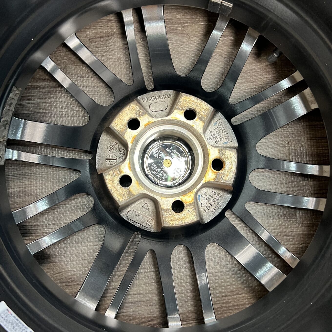 Bridgestone 15 Inches Dunlop 195/65R15 #189S40426