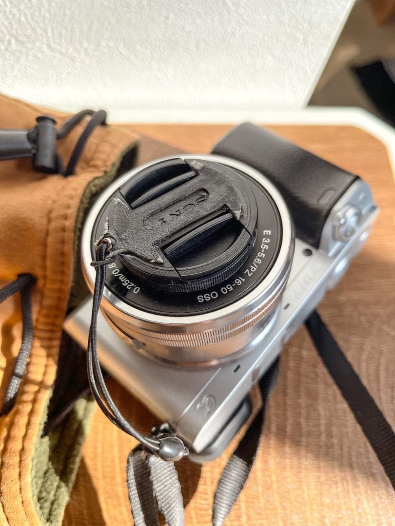 Sony Mirrorless Interchangeable Lips 6400-