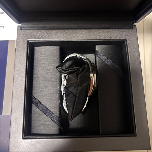 Grand Seiko Quartz Watches Sbgn013