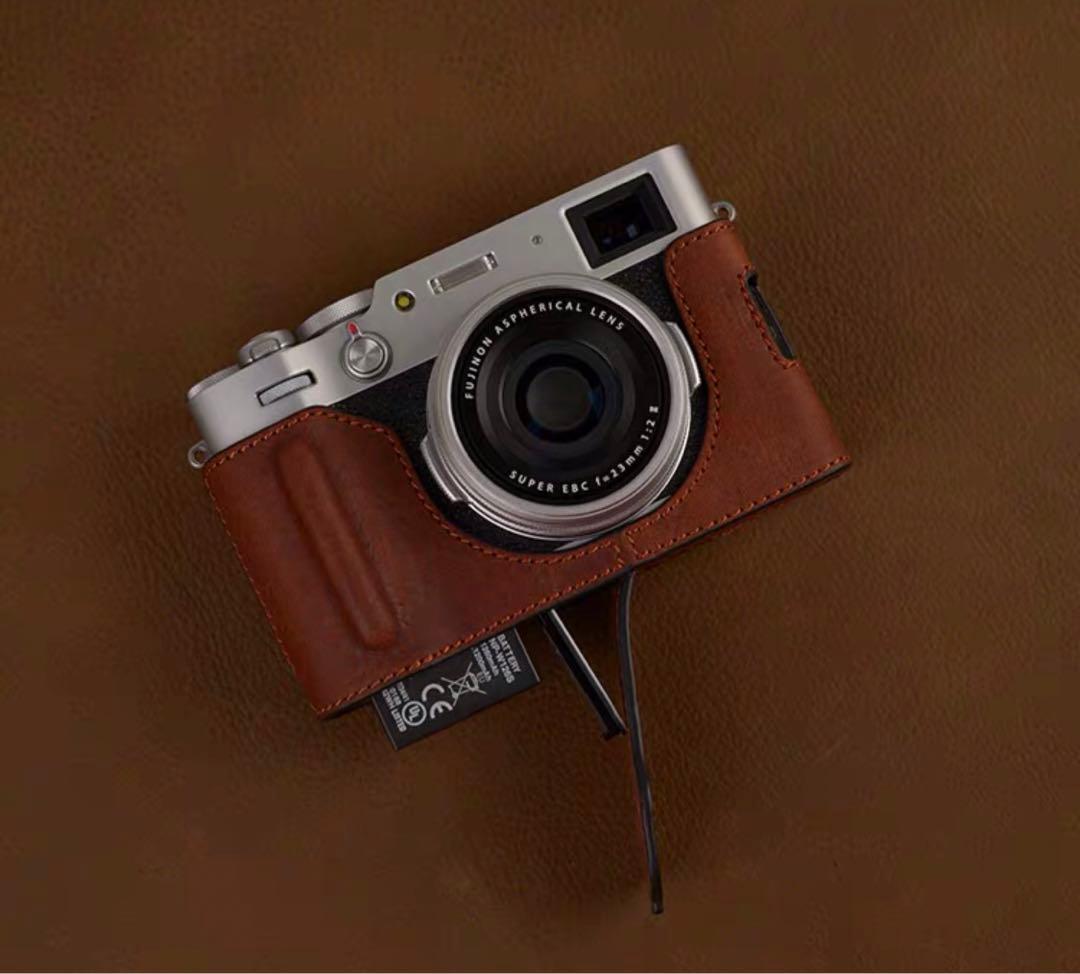 Compact Camera (Film) Fujifilm X100V
