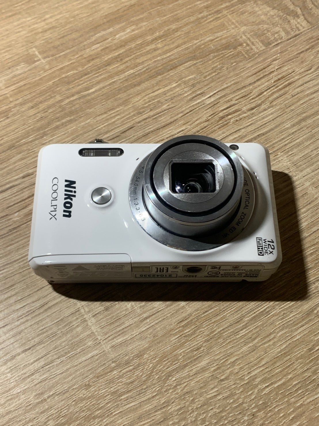 Compact Digital Camera 2553 Nikon Coolpix S6900