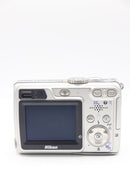 Nikon Compact Digital Camera Coolpix 7900