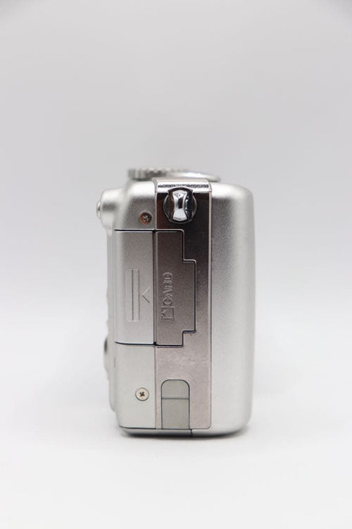 Nikon Compact Digital Camera Coolpix 7900