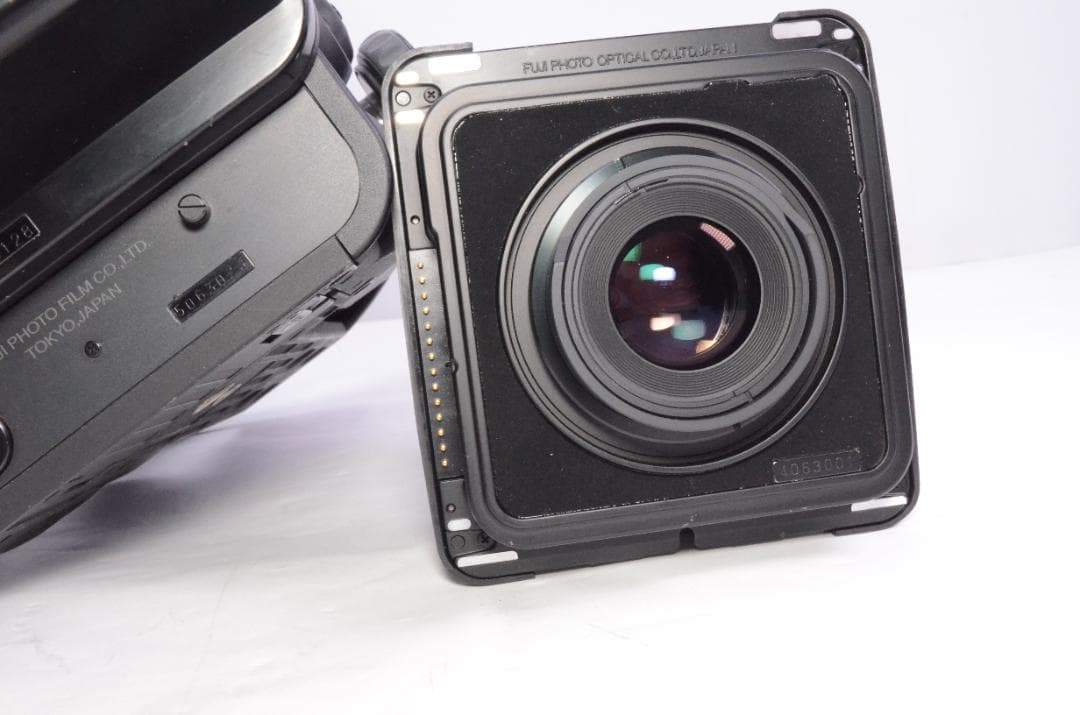 Fujifilm Large -Size Medium Format Camera (Film) Ok Gx680 Iiis Professional F5.6