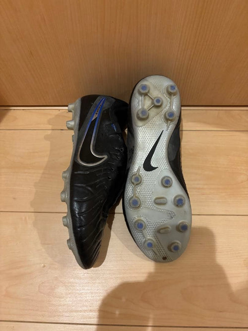 Nike Soccer Cleats Spikes Tiempo Pro