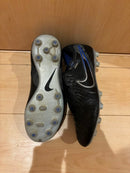 Nike Soccer Cleats Spikes Tiempo Pro
