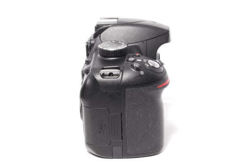 Nikon Digital Slrs D3200 Ok