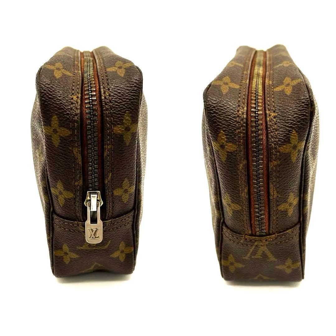 Louis Vuitton Pouch 23