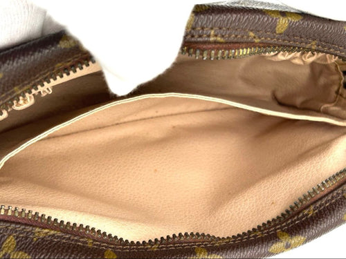 Louis Vuitton Pouch 23