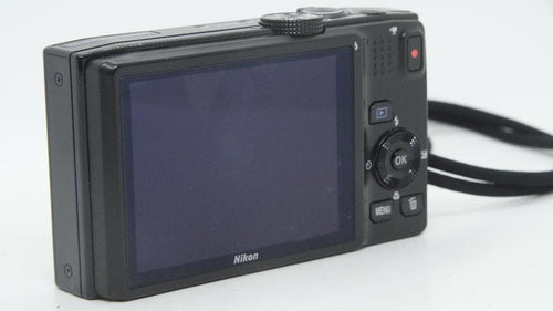 Compact Digital Cameras F2131 Nikon Coolpix S8200