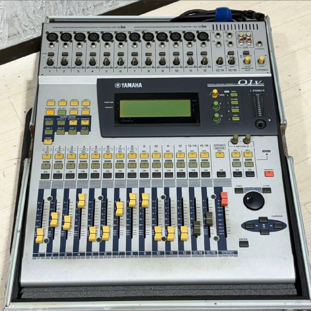 Yamaha Digital Mixers 01V 16Ch