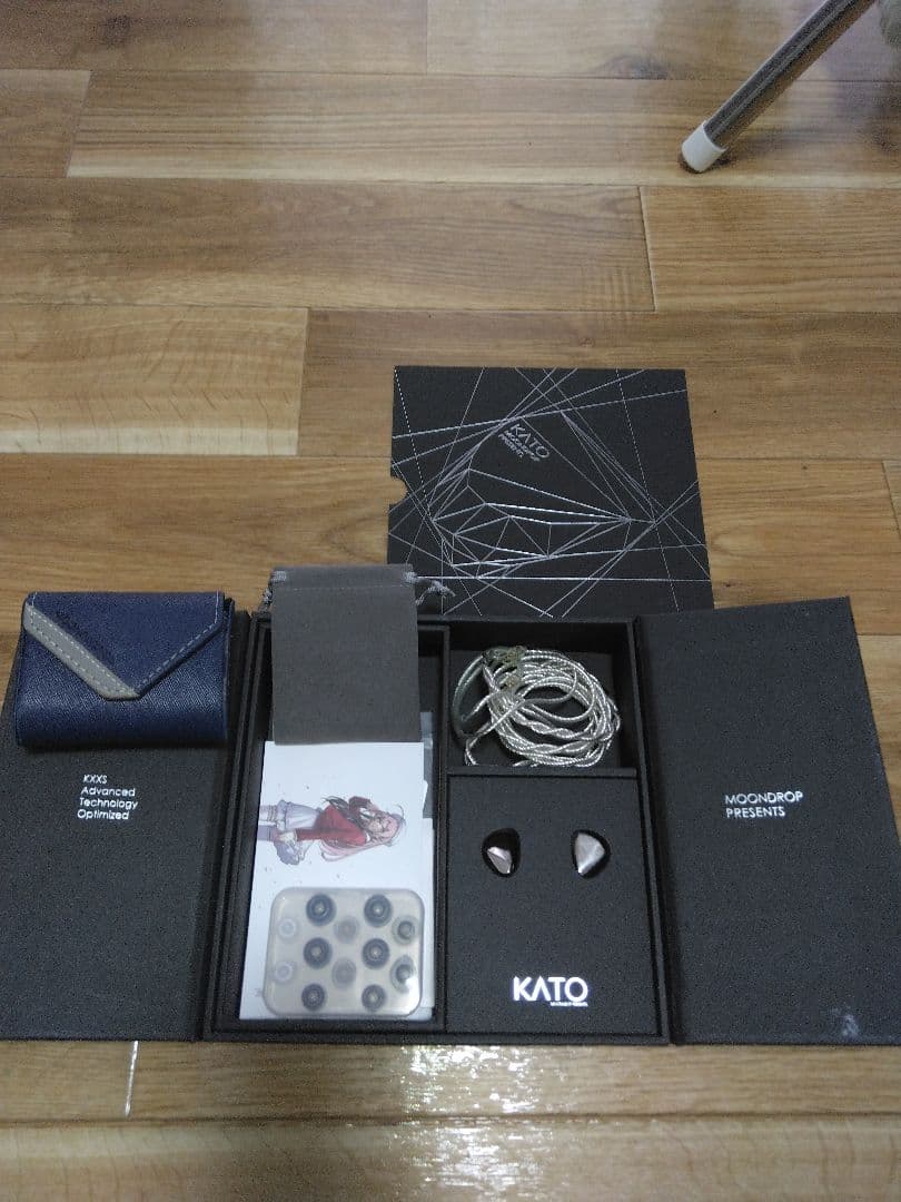 Recableable Earphones Moondrop Kato