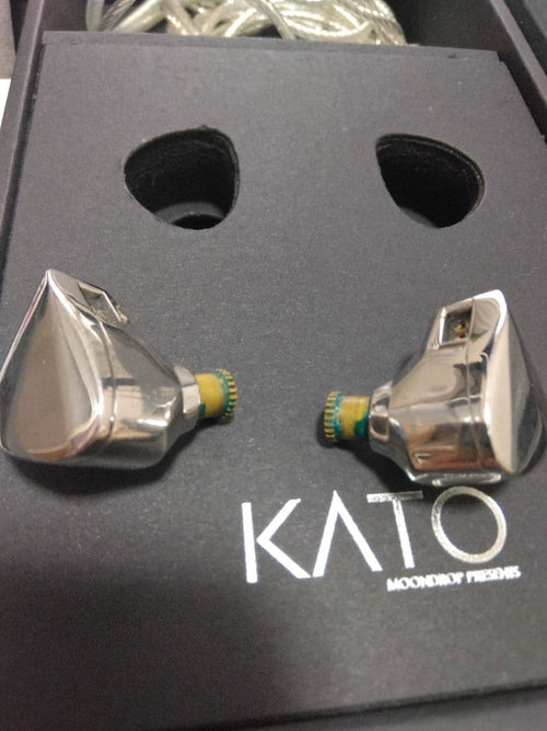 Recableable Earphones Moondrop Kato