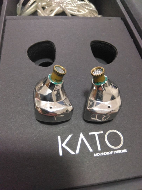 Recableable Earphones Moondrop Kato