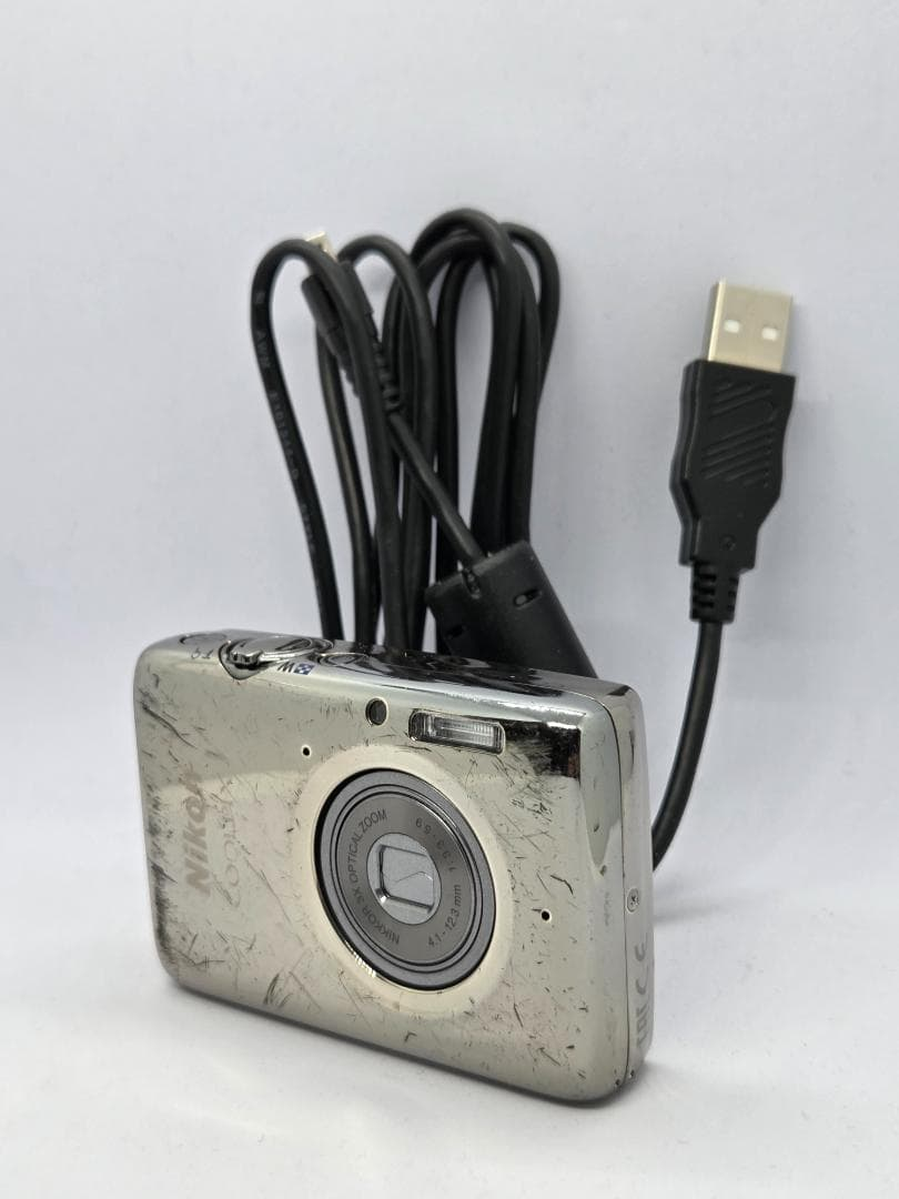 Nikon Compact Digital Camera Coolpix S02
