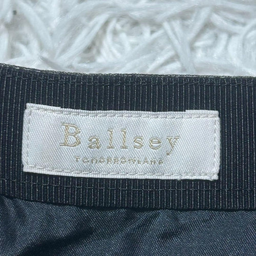 Ballsey Flare Skirts S
