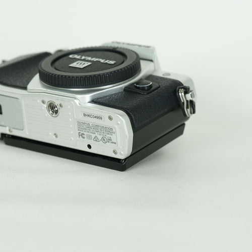 Olympus Mirrorless Interchangeable Lips 14,672 Om-D E-M10 Mark Ii