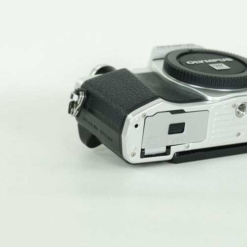 Olympus Mirrorless Interchangeable Lips 14,672 Om-D E-M10 Mark Ii