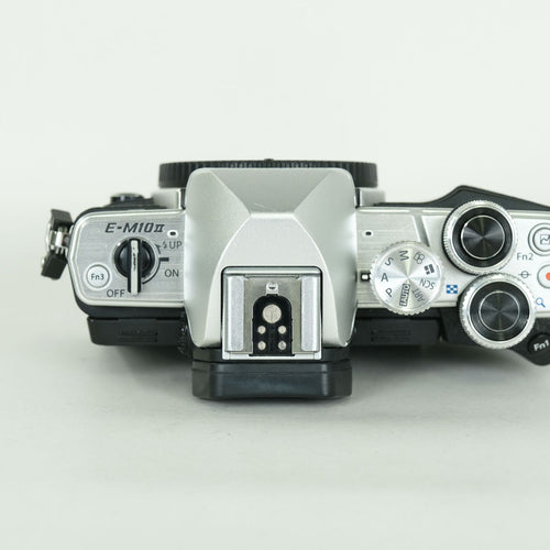 Olympus Mirrorless Interchangeable Lips 14,672 Om-D E-M10 Mark Ii