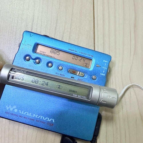 Sony Portable Md Player Mz-R900 Walkman