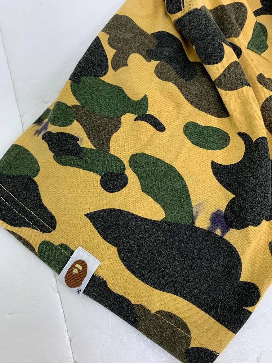 A Bathing Ape T -Shirt Camo Shark Tee Sizem/
