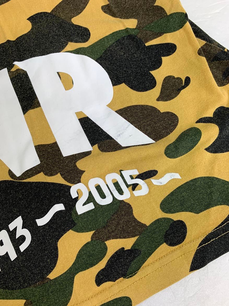 A Bathing Ape T -Shirt Camo Shark Tee Sizem/