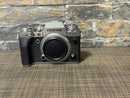 Fujifilm Mirrorless Interchangeable Lens Cameras X-T4
