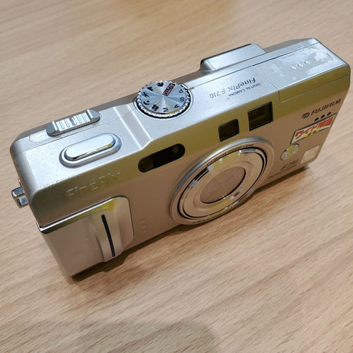 Fujifilm Compact Digital Camera Mk130 Er263 Finepix F710