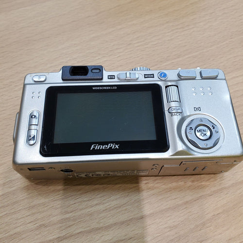Fujifilm Compact Digital Camera Mk130 Er263 Finepix F710