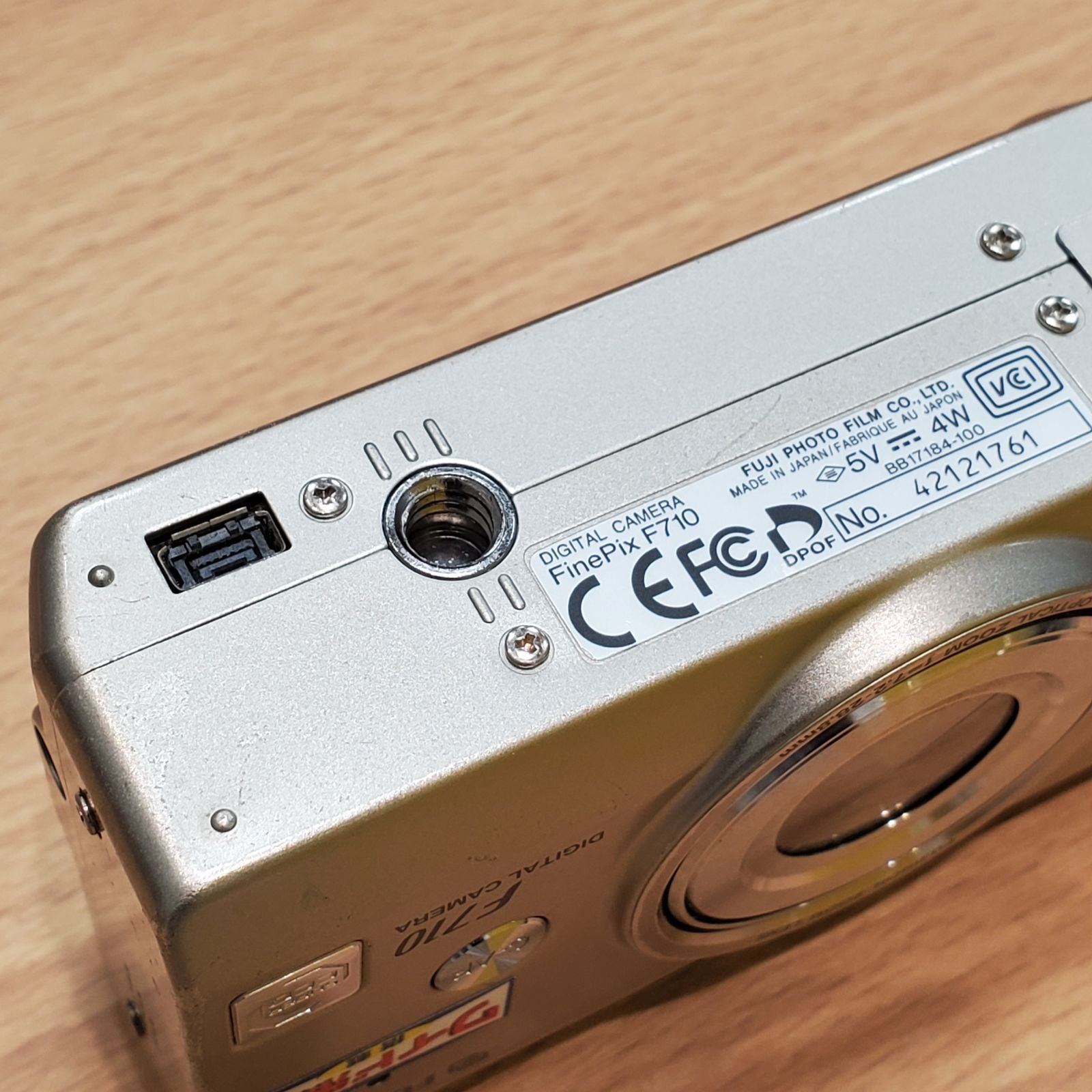 Fujifilm Compact Digital Camera Mk130 Er263 Finepix F710