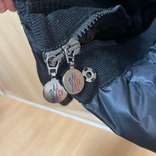Moncler Down Jacket 5 17