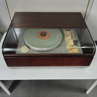 Record Players (Turntables)