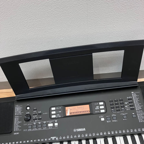 Yamaha Keyboard Electronic Piano O 18
