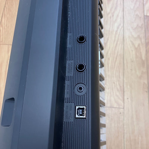 Yamaha Keyboard Electronic Piano O 18