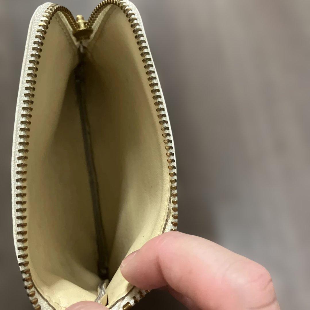 Undercover Pouches